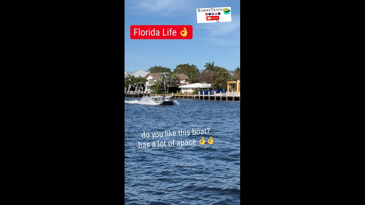 Do you like this boat? has a lot of space 👌👌 Florida Life 👌👍🌴 #floridalife