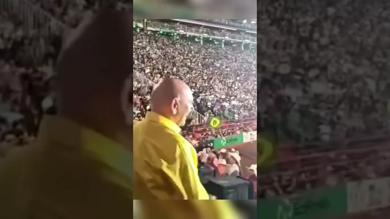 Bolsonaro aclamado em Barretos