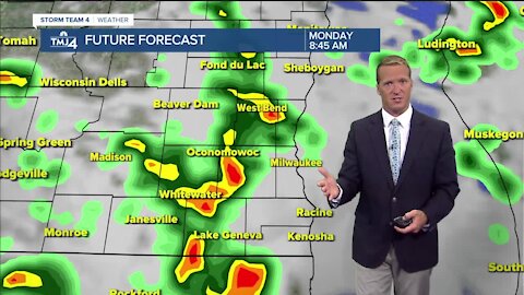 Storms possible, muggy weather in store for Monday