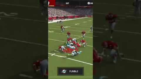 Chiefs QB Patrick Mahomes Fumble Gameplay - Madden NFL 22 Mobile Football