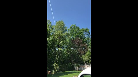 Chemtrails in the skies of Briarcliff Manor, NY