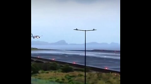 Pilot attempts to land Madeira