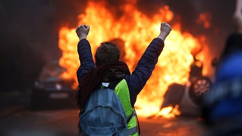 US really ready to attack Macron removing him from office?