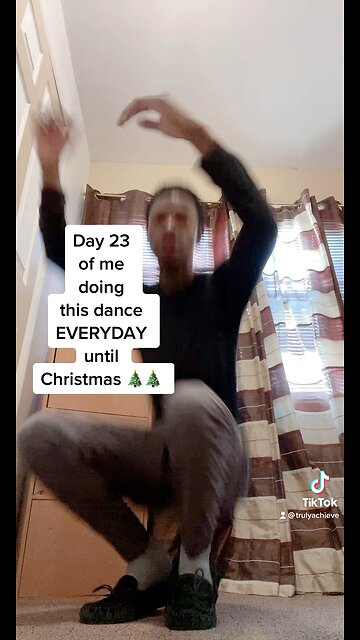 Day 23 of me doing this dance EVERYDAY until Christmas 🎄🎄