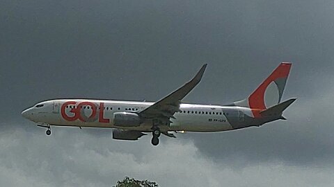 Boeing 737-800 PR-GZH vindo de Brasília para Manaus