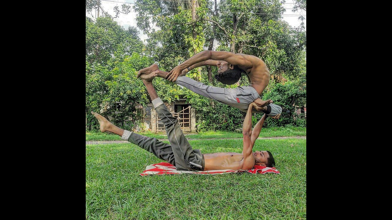 Acro yoga