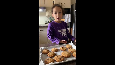 Tala Makes Keto Cookies