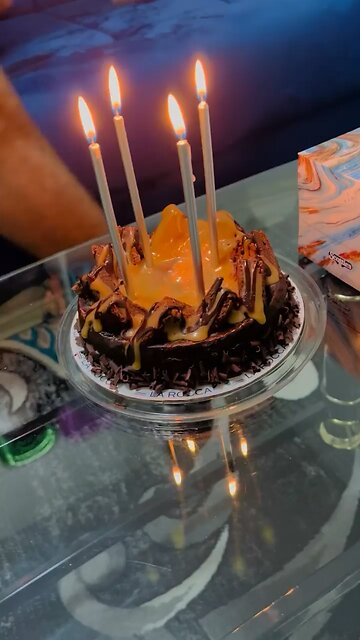 Giggles_With_Samavia