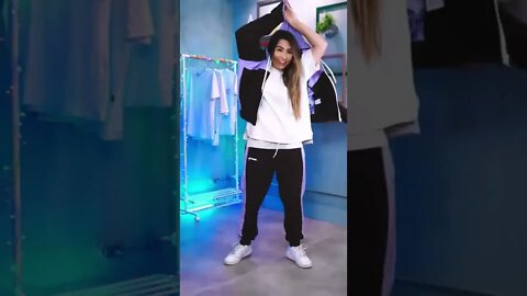 friozinho ta chegando -- lookinhos aprovados #shorts