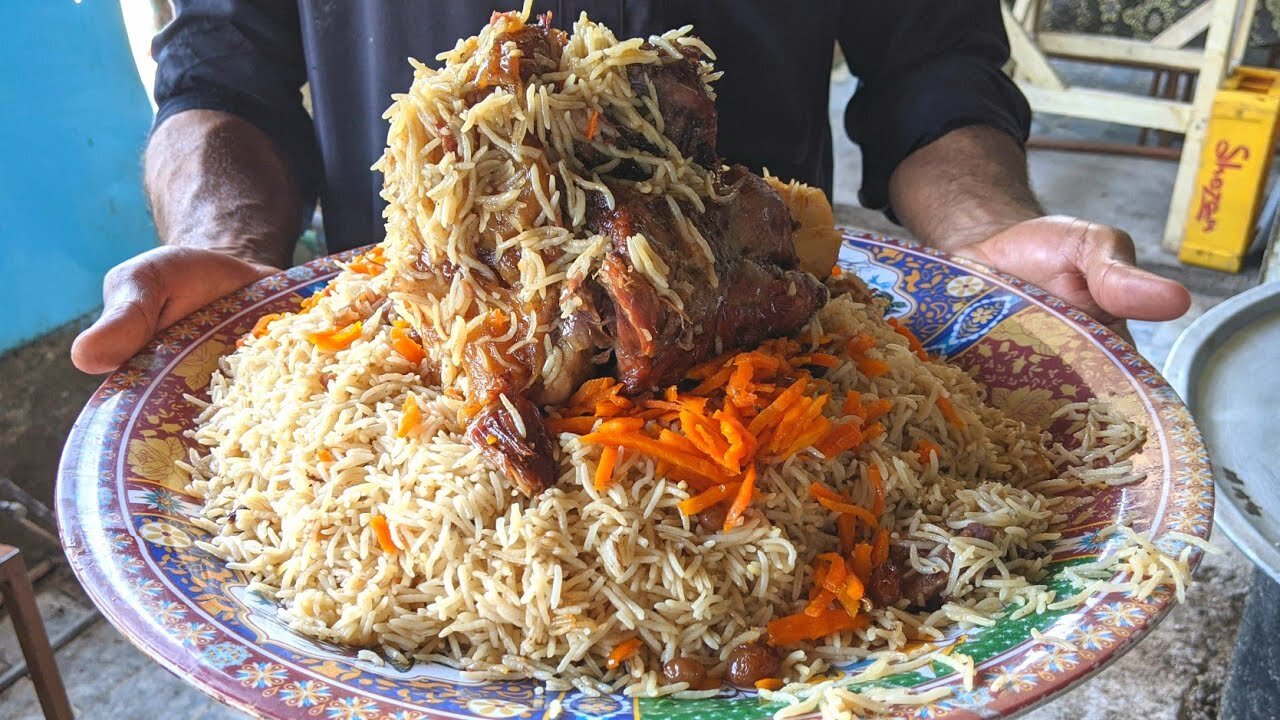 Kabuli Pulao - Asli Baba Wali Hotel, Peshawar Food Street | Afghani Pulao | Baba Wali Kabuli Pulao