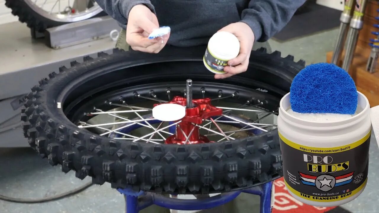 Changing a dirtbike tire with Pro Buds Tire Soap! (REVIEW)