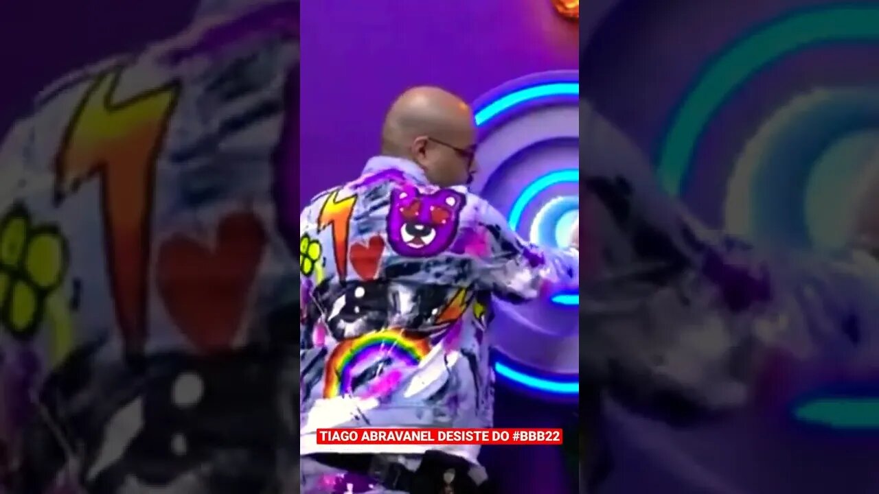 MOMENTO EM QUE TIAGO ABRAVANEL APERTA O BOTÃO PARA SAIR DO #BBB22 #Shorts