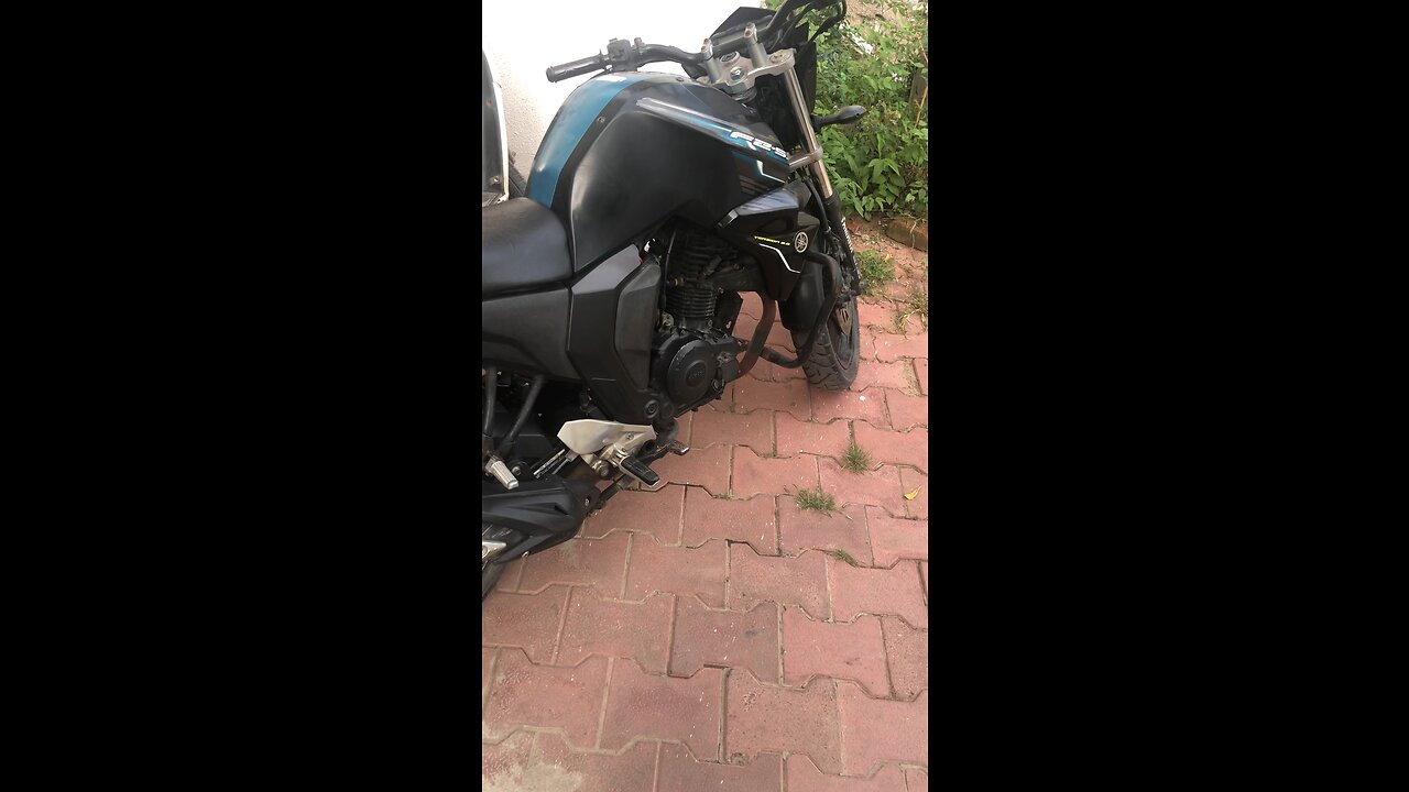 Yamaha fzs v2 2015