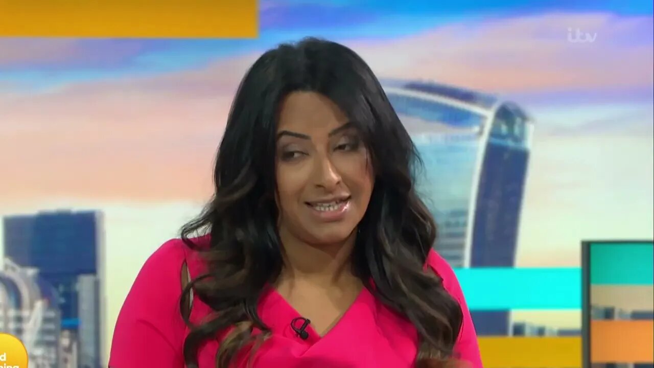 Ranvir Singh - Tight Style Dress - Busty Styles - 23rd May 2022