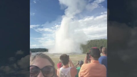 Old Faithful Erupts!