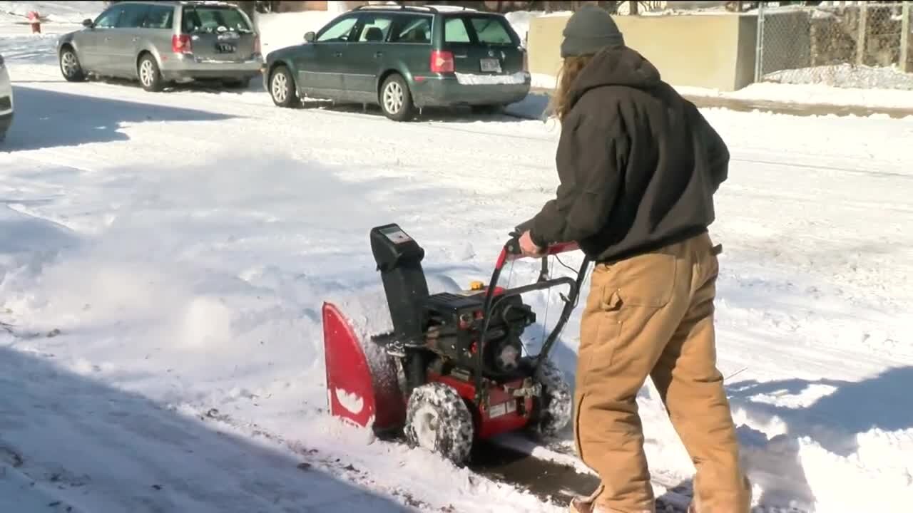 Riverwest residents told to shovel their sidewalks or they won't get their mail