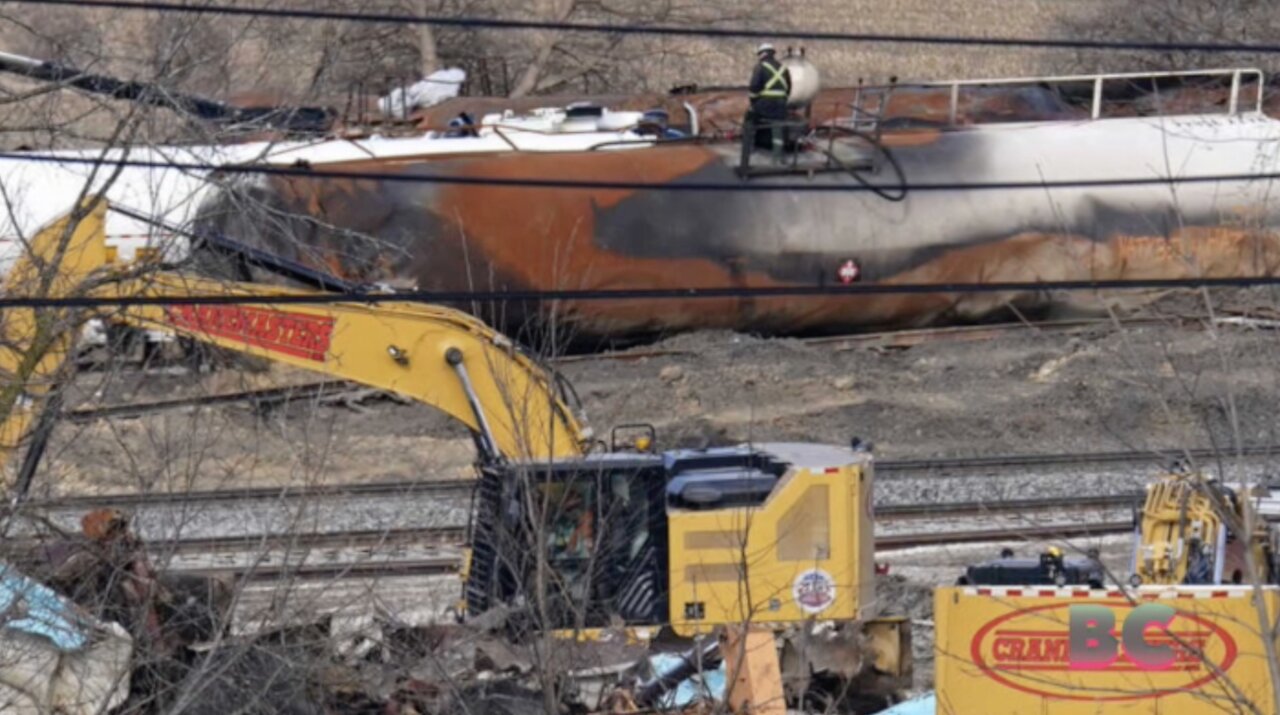 Ohio train derailment: Federal interagency teams go door-to-door in East Palestine