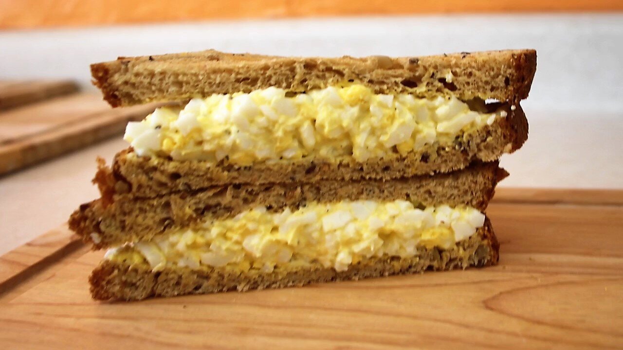 Simple Egg Salad Sandwich