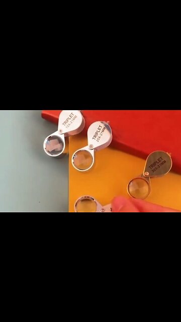 Folding Portable Pocket Magnifier