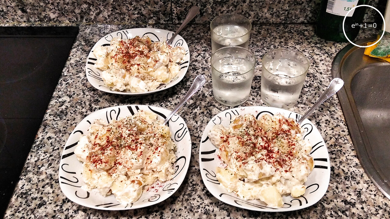 boiled potatoes with garlic sauce · dialectical veganism of summer +10ME 001