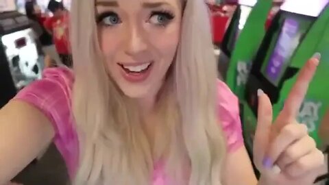 @Lyssy Noel-PLAYING ARCADE GAMES AT CHUCK E.CHESSE *Reuploaded*