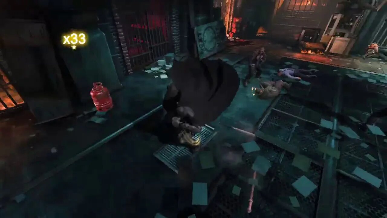 Batman Arkham Origins - Jumping on people #7