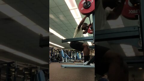 How to Squat 335