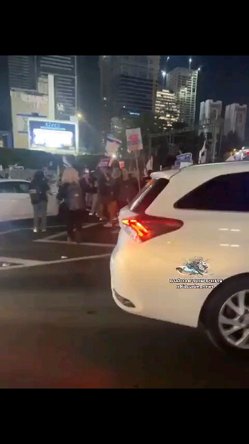 BREAKING: CIVIL WAR IN ISRAEL Major protests in Israel after firing of Yoav Gallant.