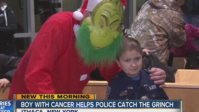 Boy with cancer helps police catch The Grinch