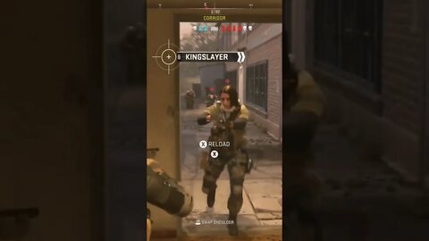 Call of Duty: This scared the piss out of me! Custom game against bots random weapons