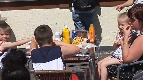 Eating children - 001, YouVlog_Video