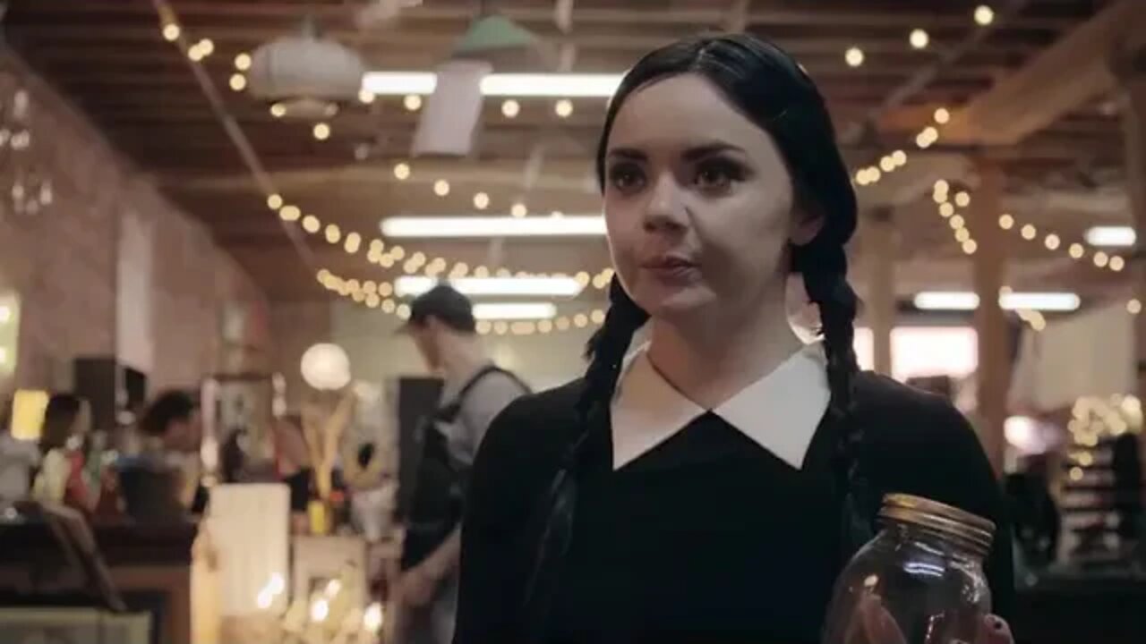 Adult Wednesday Addams s2e6 The Flea Market