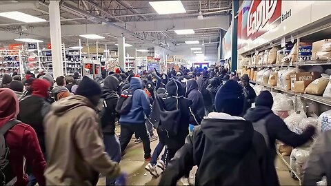 NYC Gets Worse… Shoplifters Raid Costco...Coming To A City Near You