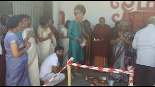 SOUTH AFRICA - Cape Town - Sri Siva Aalayam 40th Anniversary celebrations and sod turning in Athlone (cell phones videos) (GgU)