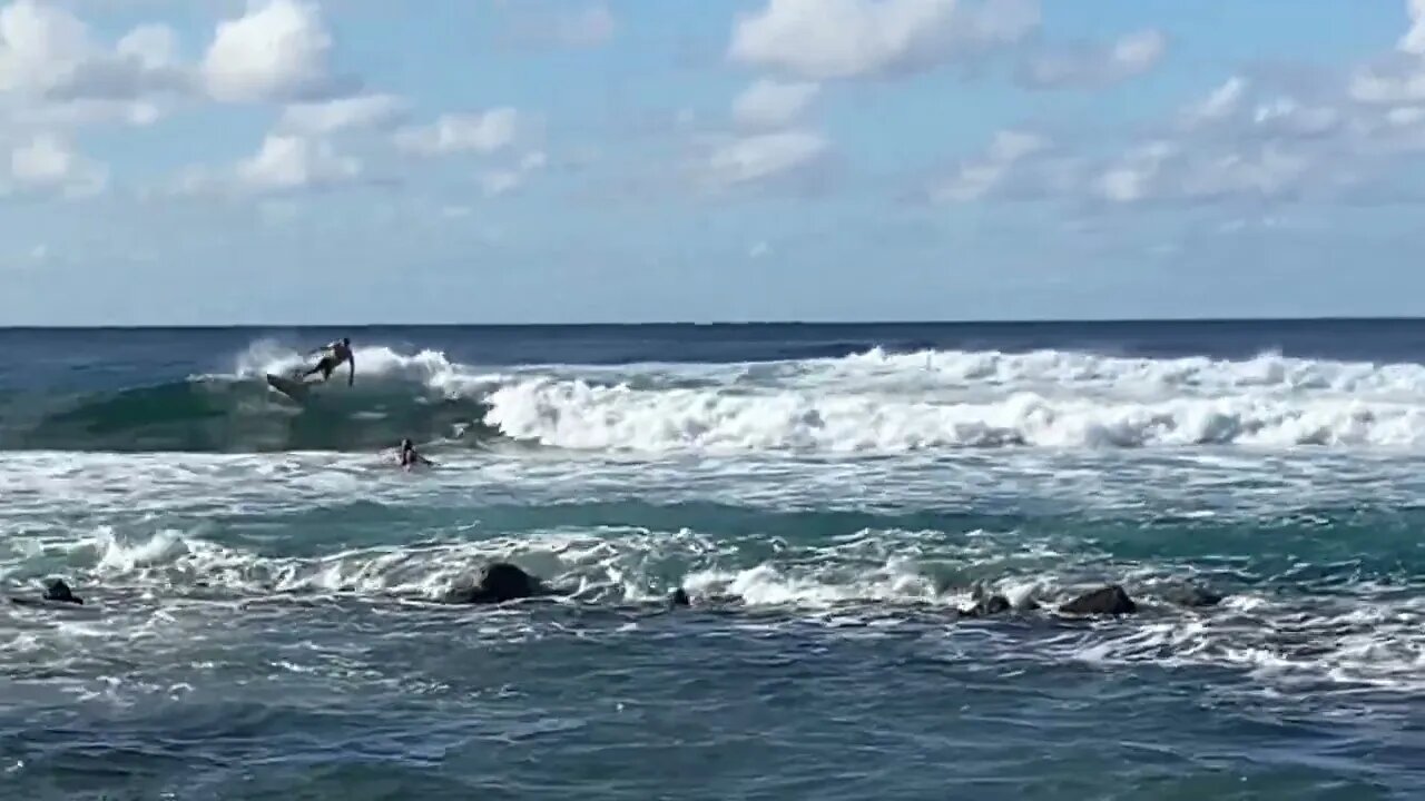 KAUA’I🏄🏽‍♂️SURF☀️SUN IN PO'IPŪ BRINGING PEOPLE TOGETHER