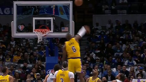 LeBron block was so ridiculously good the refs didn’t believe it and called a goaltend