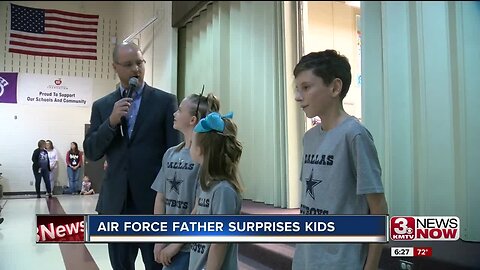 Air Force father surprises kids