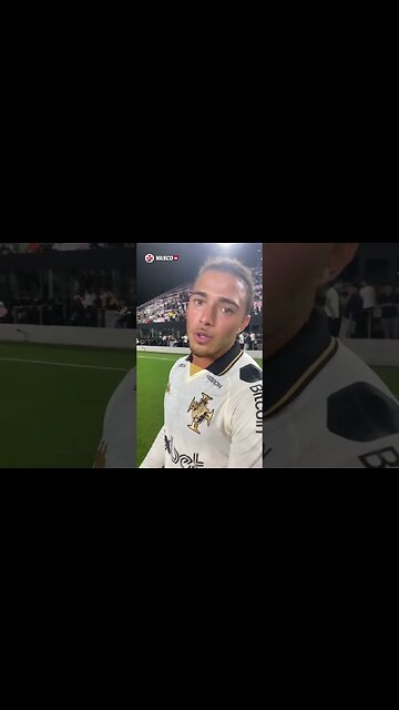 Figueiredo dedicando gol a Roberto Dinamite