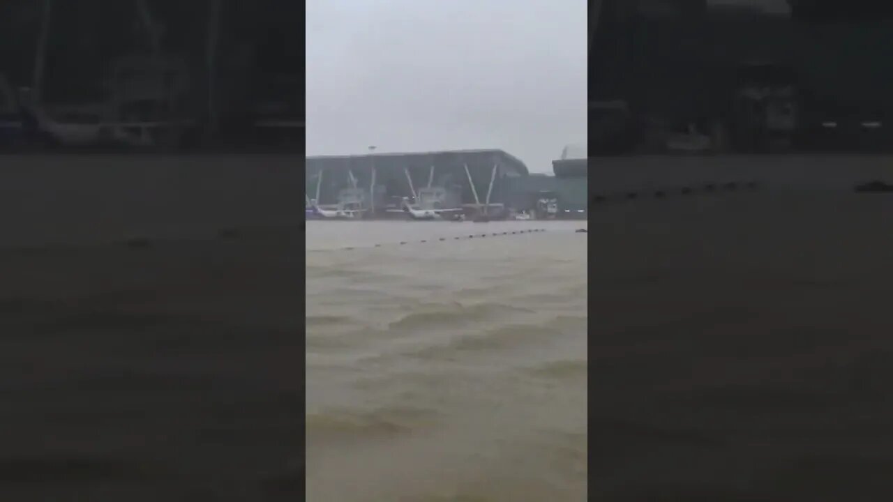 michaung cyclone clip4 #shortsfeed #youtubeshorts #chennai #airport #india #rainfall