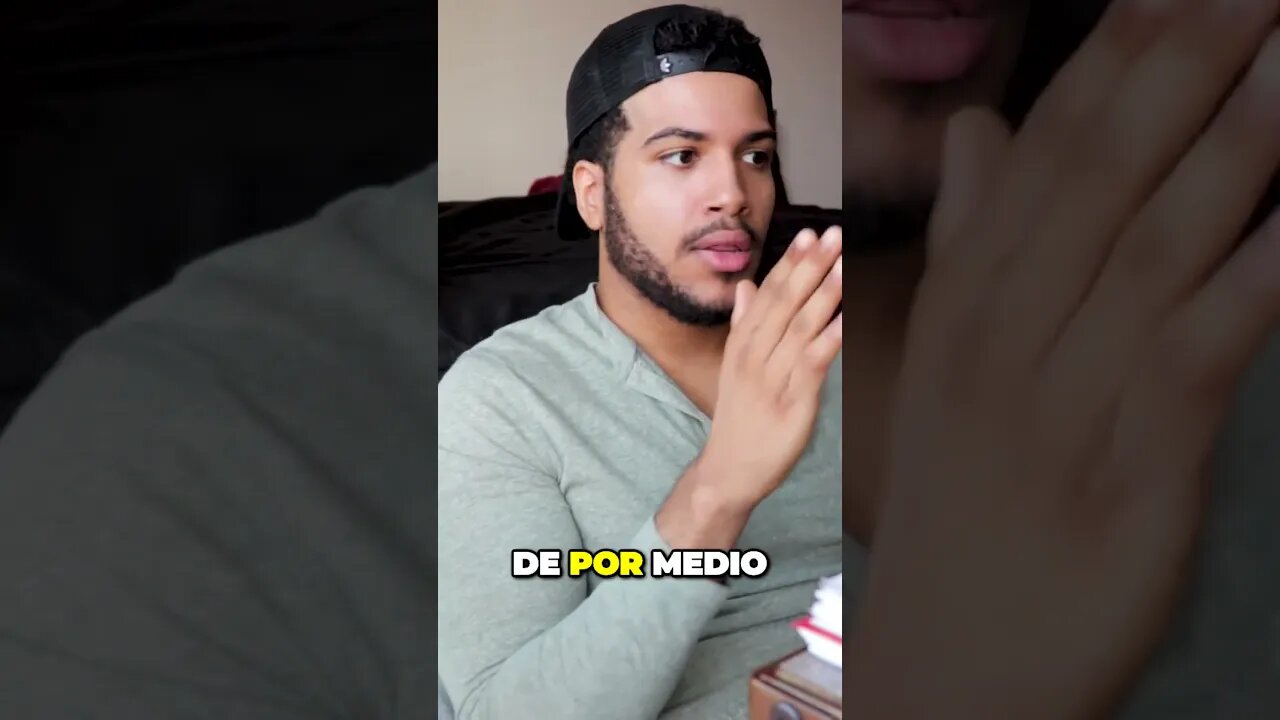 Ella: ¿Que andas buscando?