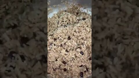 She can cook, bro | @cocinando_con_shaduka84 on IG 🐂🤩 #shorts