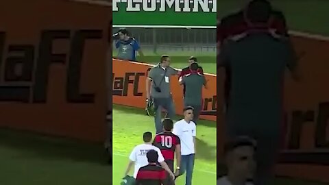 💥⚽[RIVALIDADE PESADA]⚽💥 FLA VS FLU TEM PROBLEMA ATÉ NA AÇÃO DE MARKETING #futebol #futebolaovivo