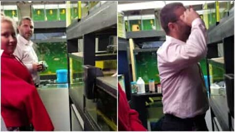 男性は初めて色を見たとき涙をこらえることができませんでした。