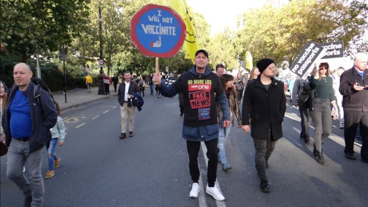 London Anti-Vaccine Passport Protest - 30th October 2021: Part 6 The Embankment