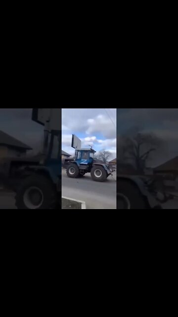 Stones thrown at Russian recovery tractor