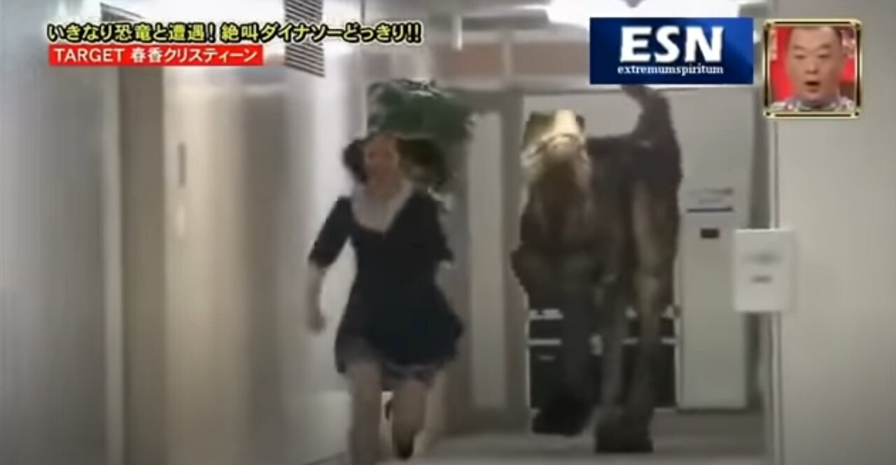 Japanese Dinosaur Prank - Funny video