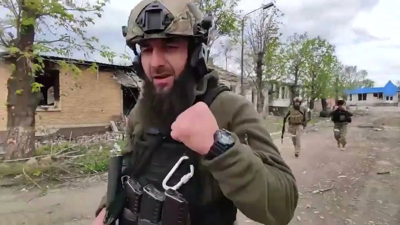 Russians under sniper fire