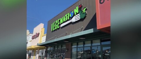 VegeNation considers reopening 2nd location as downtown spot serves up curbside vegan meals