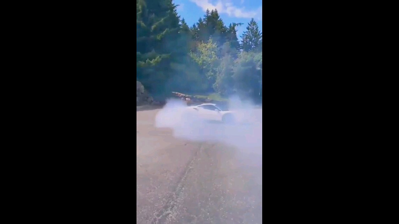 OMG 😯 Ferrari 360Drifting wit Burnout #viral #ferrari #burnout #shorts #cars #luxuriouslife_style