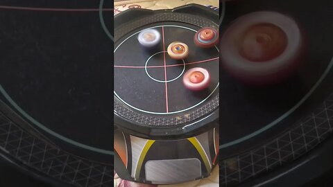 simplismente UM MONSTRO #batalhadebeyblade #beybladeburst #beyblade
